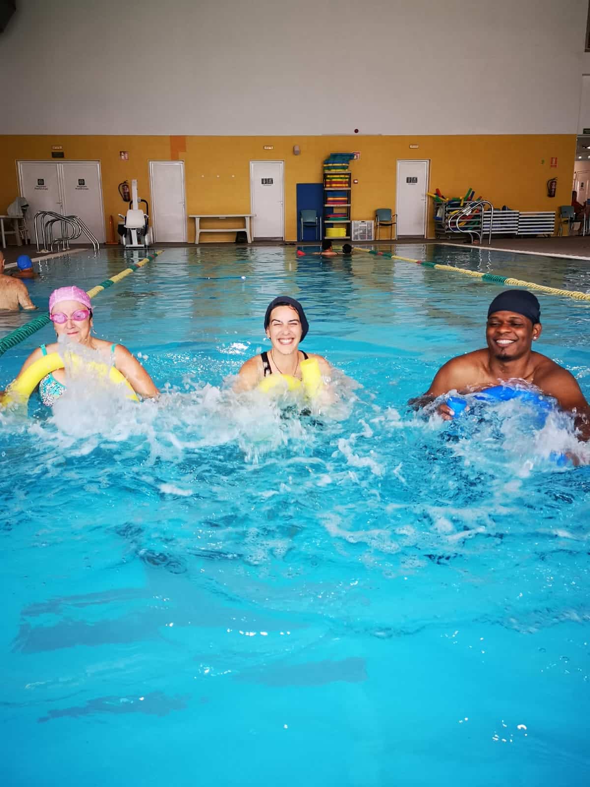 Foto Acompañamiento piscina