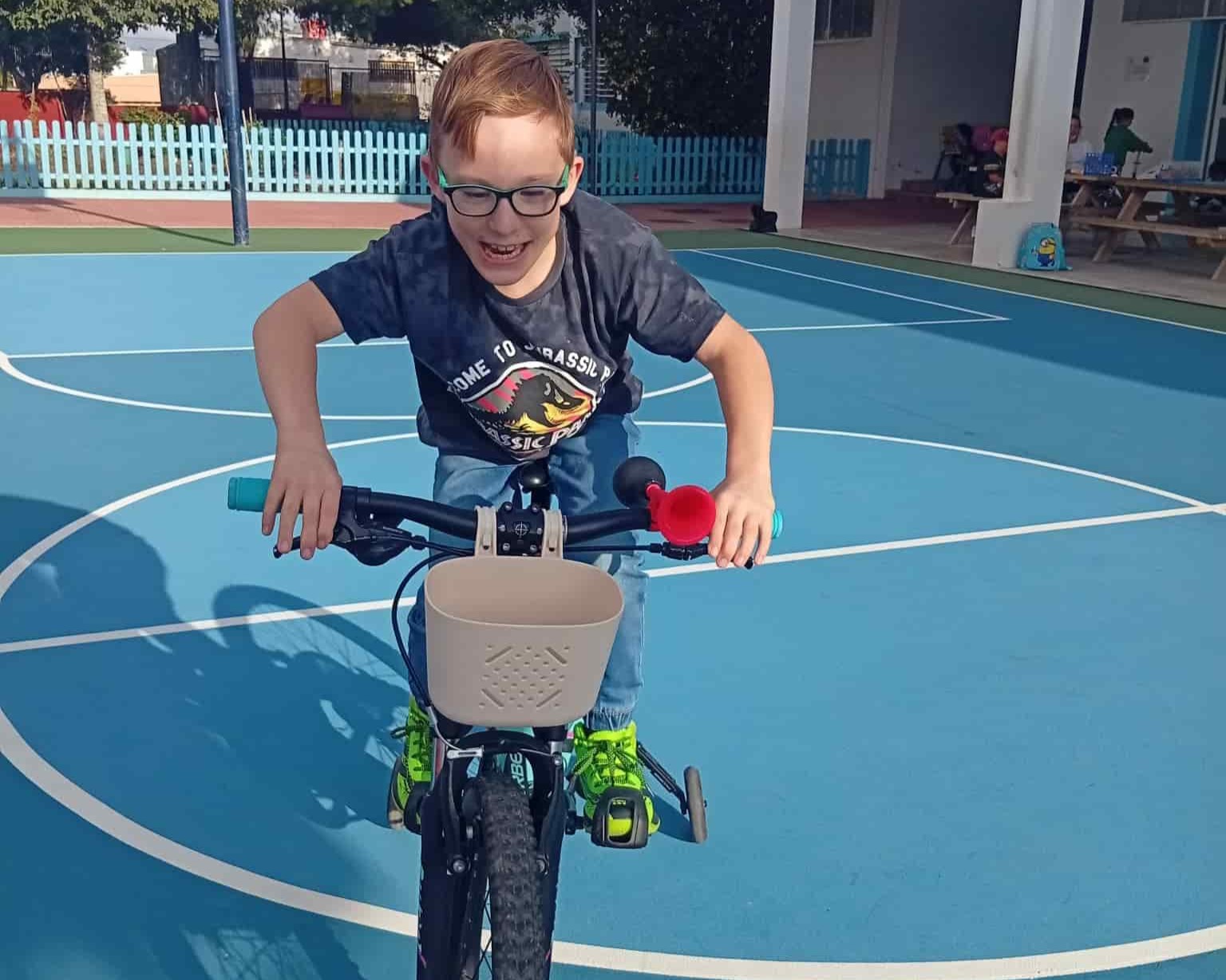 niño bici