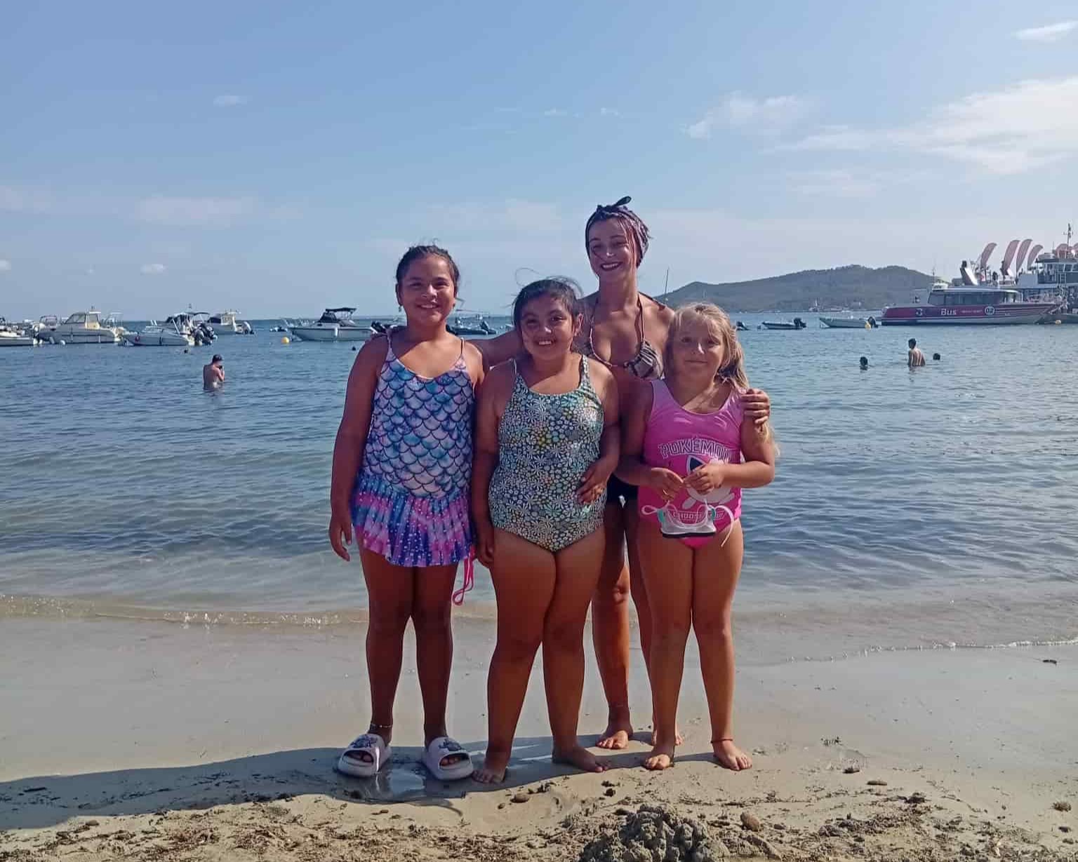 niños playa